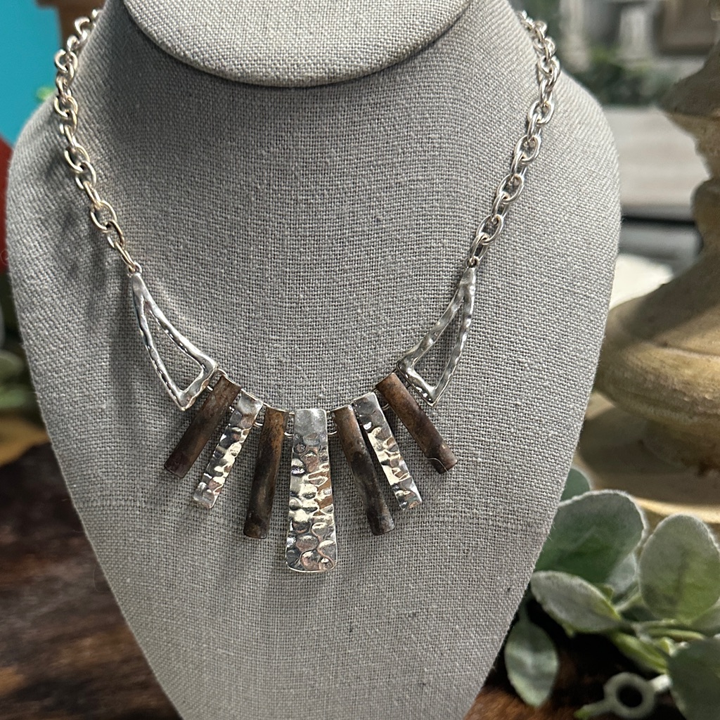 Chic Silver And Brown Necklace